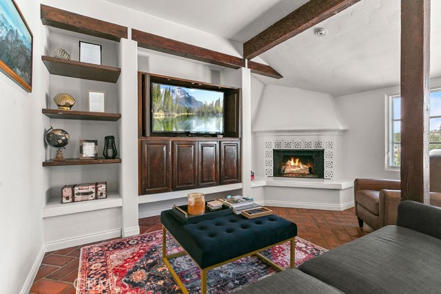 52 EMERALD BAY, Laguna Beach CA: https://media.crmls.org/medias/58d9bb8b-1129-49dd-8f77-802250a36f67.jpg