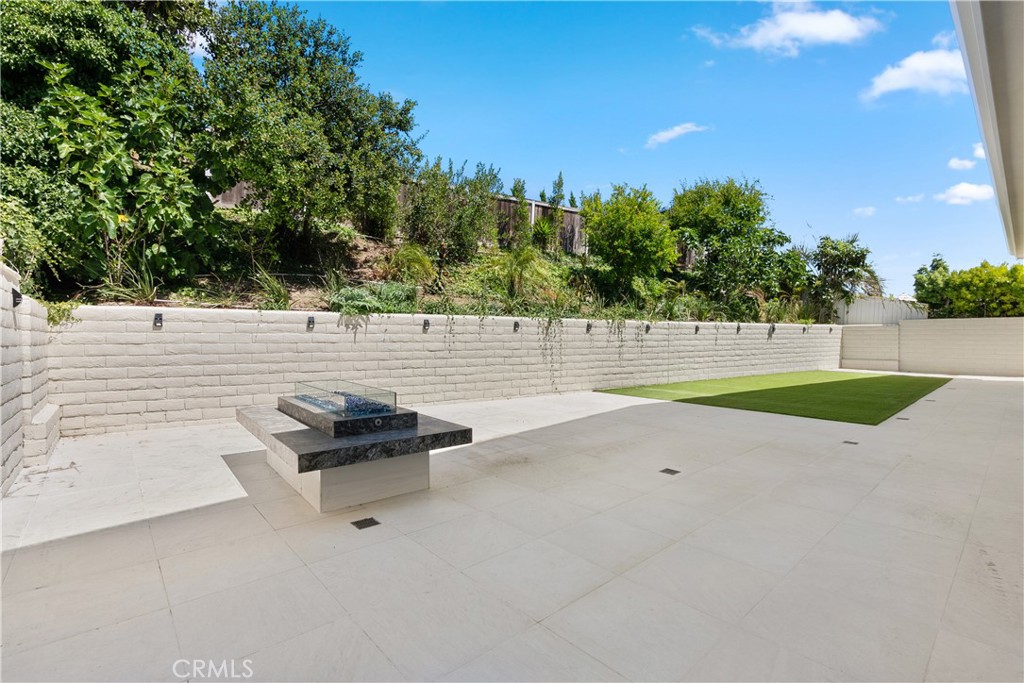 MLS #OC25246819 image #28