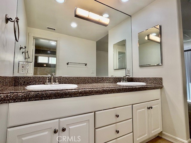 5011 RIVER Avenue, Newport Beach CA: https://media.crmls.org/medias/58db3098-caaa-451e-a0f3-f1836ba9ef57.jpg