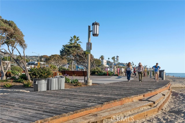 Detail Gallery Image 27 of 67 For 240 Moss #2,  Laguna Beach,  CA 92651 - 2 Beds | 2 Baths