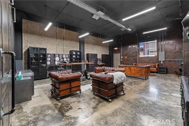 Image 8 of 26 For 510 Robertson