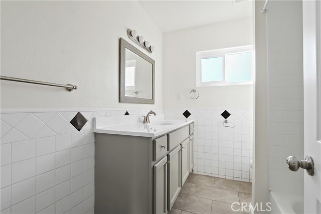 Detail Gallery Image 20 of 37 For 10730 Burin Ave, Inglewood,  CA 90304 - – Beds | – Baths