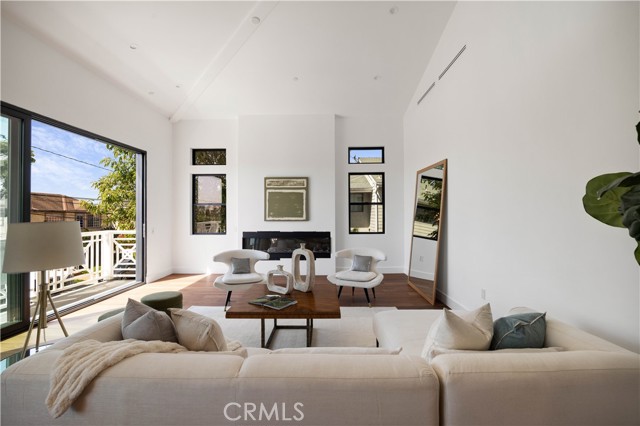 2111 Clark, Redondo Beach, California 90278, 4 Bedrooms Bedrooms, ,5 BathroomsBathrooms,Residential,For Sale,Clark,SB26059120 2111 Clark, Redondo Beach, California 90278, 4 Bedrooms Bedrooms, ,5 BathroomsBathrooms,Residential,For Sale,Clark,SB26059120