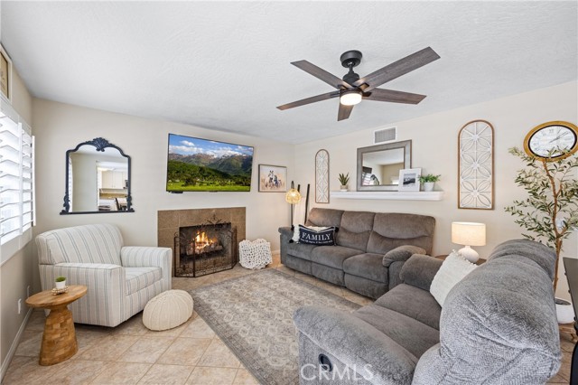 Image 16 of 56 For 1855 Ferrington Drive