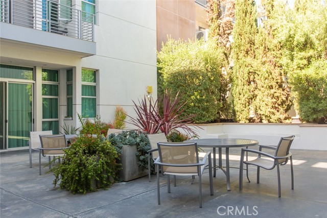 Detail Gallery Image 5 of 23 For 238 S Arroyo #205,  Pasadena,  CA 91105 - 1 Beds | 1 Baths