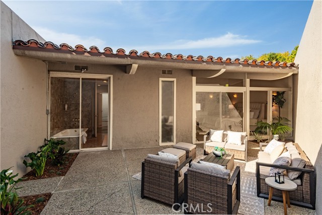 Detail Gallery Image 15 of 35 For 30175 Avenida Tranquila, Rancho Palos Verdes,  CA 90275 - 5 Beds | 2/1 Baths