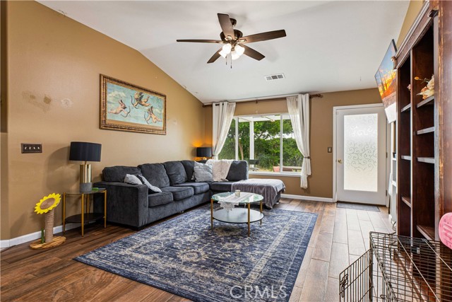 Detail Gallery Image 6 of 40 For 1457 Quiet Ct, Merced,  CA 95340 - 3 Beds | 2 Baths
