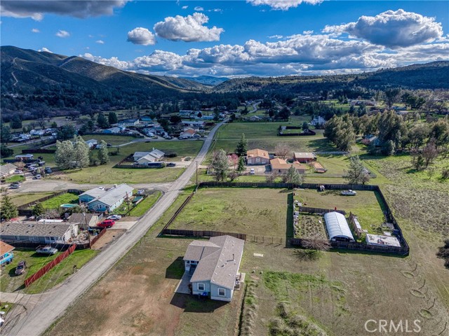 Detail Gallery Image 5 of 36 For 2605 Spring Valley, Clearlake Oaks,  CA 95423 - – Beds | – Baths