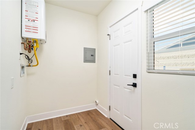 Detail Gallery Image 13 of 28 For 1946 Corson St, Pasadena,  CA 91107 - 3 Beds | 2 Baths