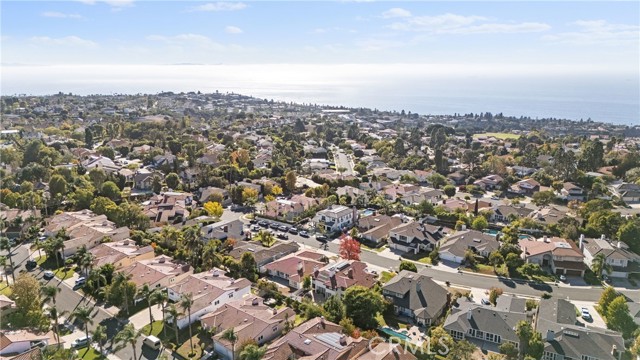 Detail Gallery Image 10 of 75 For 28835 King Arthur Ct, Rancho Palos Verdes,  CA 90275 - 5 Beds | 4/1 Baths