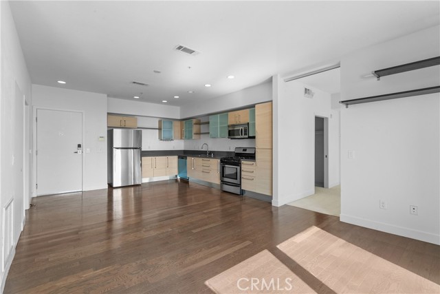 Detail Gallery Image 7 of 36 For 1234 Wilshire #517,  Los Angeles,  CA 90017 - 2 Beds | 2 Baths