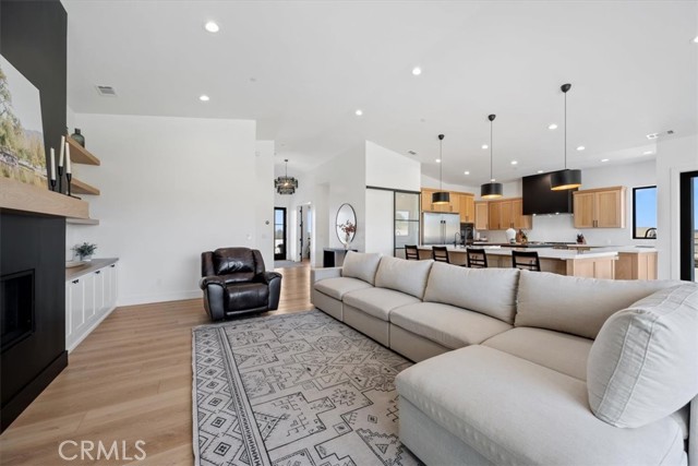 Detail Gallery Image 12 of 74 For 2064 Westhampton Dr, Arroyo Grande,  CA 93420 - 4 Beds | 4/1 Baths