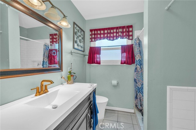 Detail Gallery Image 9 of 10 For 2500 E Walnut Creek Pkwy, West Covina,  CA 91791 - 4 Beds | 2/1 Baths