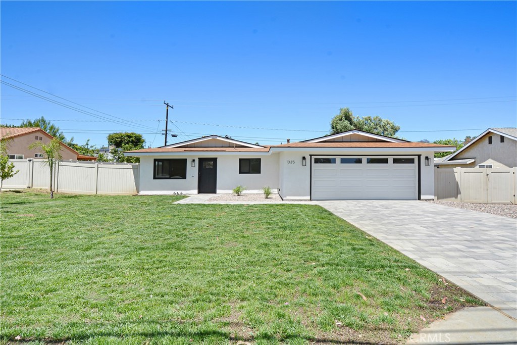 1335 Beaumont