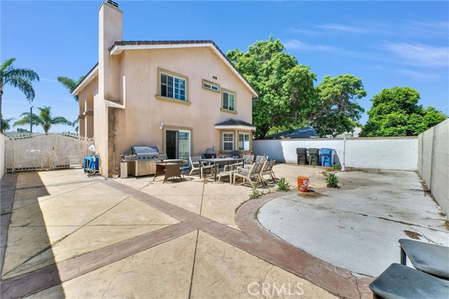 Detail Gallery Image 24 of 26 For 1451 W 10th St, Pomona,  CA 91766 - 4 Beds | 3 Baths