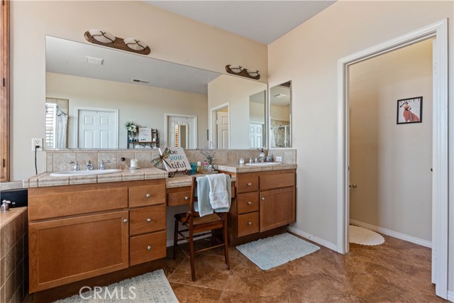 Detail Gallery Image 31 of 48 For 31637 Meadow Ln, Winchester,  CA 92596 - 5 Beds | 4 Baths