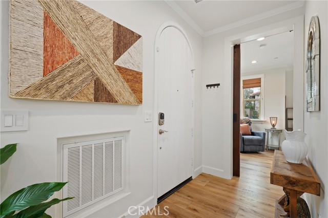61 Fuchsia, Lake Forest CA: https://media.crmls.org/medias/58e5aaed-2656-472a-8e94-2a4e71591a15.jpg
