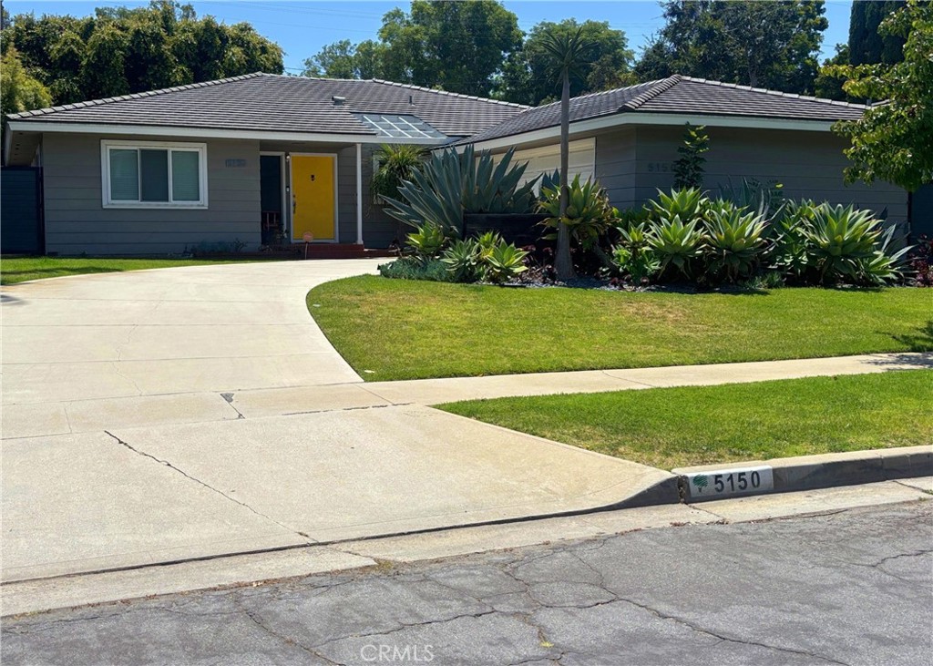5150 E Vista Hermosa Street