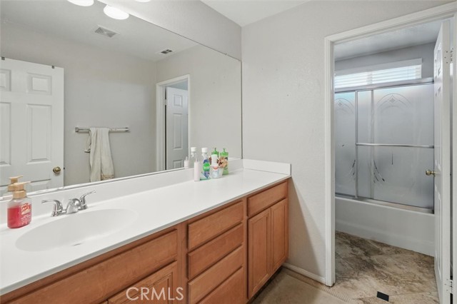 29316 Las Brisas Road, Valencia CA: https://media.crmls.org/medias/58e65c00-2dbe-4ee0-bde8-950abe97afc7.jpg
