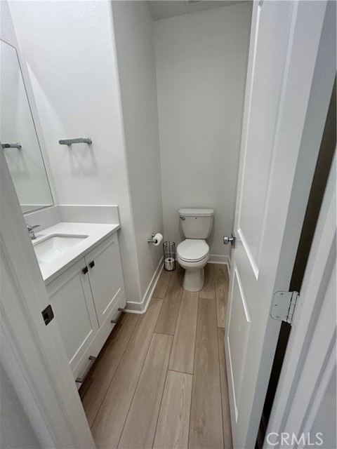 Second level bathroom off family room pic 2