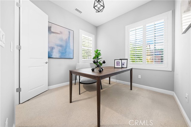 Detail Gallery Image 31 of 60 For 42 Castellana, Lake Forest,  CA 92630 - 4 Beds | 3 Baths