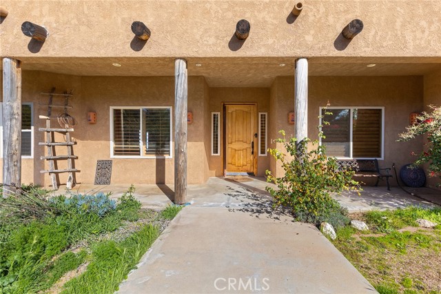 Detail Gallery Image 4 of 58 For 23032 Sky Mesa, Homeland,  CA 92548 - 3 Beds | 2/2 Baths