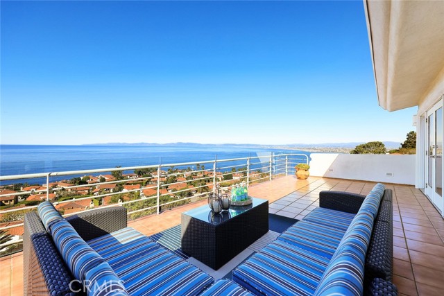 769 Via Del Monte, Palos Verdes Estates, California 90274, 4 Bedrooms Bedrooms, ,4 BathroomsBathrooms,Residential,Sold,Via Del Monte,WS22024744