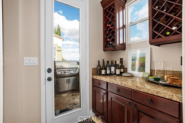 Detail Gallery Image 16 of 59 For 27630 Morning Glory Cir, Temecula,  CA 92590 - 4 Beds | 3/1 Baths
