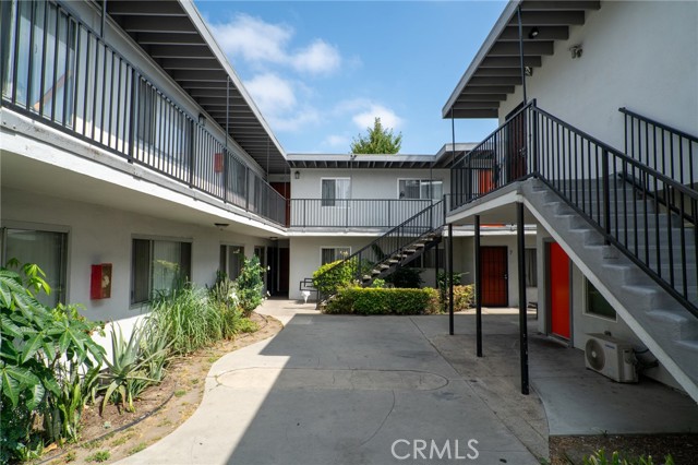 10442 Lampson Avenue, Garden Grove CA: https://media.crmls.org/medias/58e9a2f9-2f05-46c7-839c-79aa8b70e45c.jpg