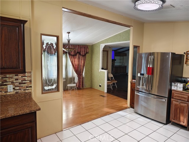 Detail Gallery Image 14 of 16 For 2882 W Walnut St, Rialto,  CA 92376 - 3 Beds | 2 Baths