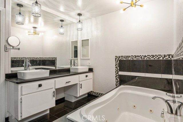 2819 Steeplechase Lane, Diamond Bar CA: https://media.crmls.org/medias/58ea9312-4386-40b8-aac1-c91adc47b45f.jpg
