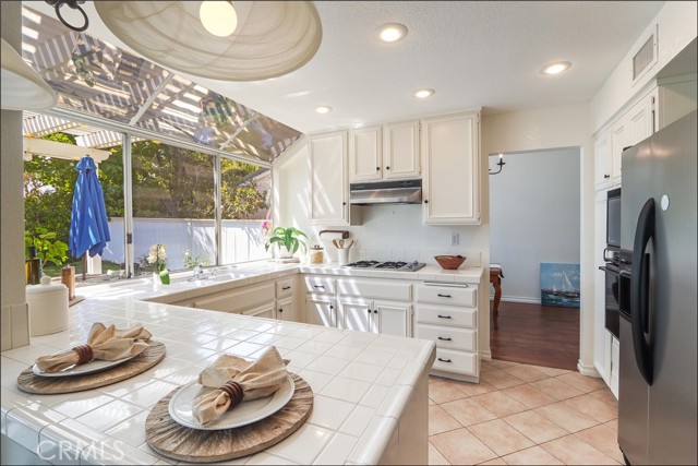 3 Blue Heron Lane, Aliso Viejo CA: https://media.crmls.org/medias/58eaa3a9-c418-4943-8c4b-ece11d0333ab.jpg