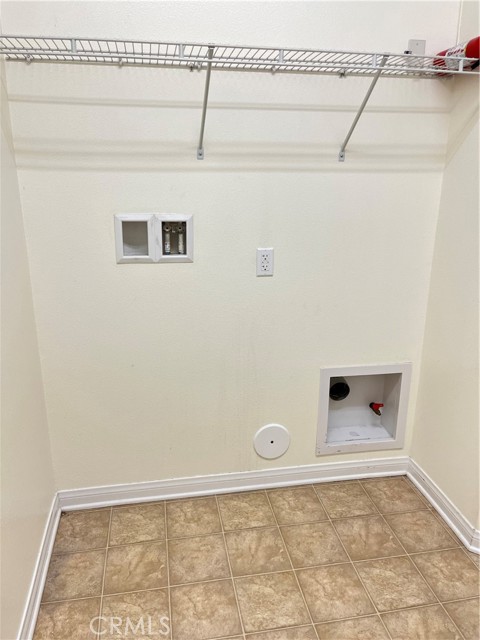 5384 Palestrina Way, Fontana CA: https://media.crmls.org/medias/58eacfc3-1cc6-46e1-99bd-455427bb05bc.jpg