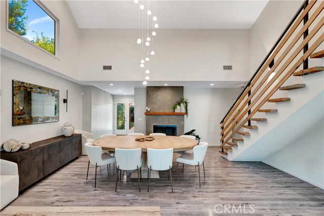Detail Gallery Image 5 of 42 For 4974 Canoga Ave, Woodland Hills,  CA 91364 - 4 Beds | 4 Baths