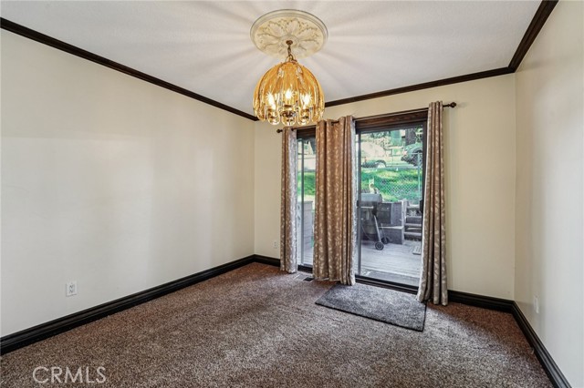 Detail Gallery Image 8 of 27 For 21520 Peak Cir, Cedarpines Park,  CA 92322 - 3 Beds | 2/1 Baths