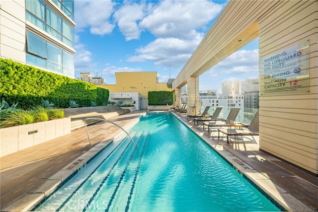 Detail Gallery Image 3 of 28 For 400 South Broadway #907,  Los Angeles,  CA 90013 - 1 Beds | 1 Baths