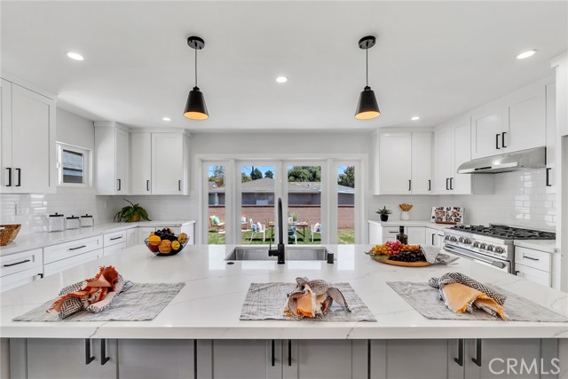 2725 Fisk Lane, Redondo Beach, California 90278, 4 Bedrooms Bedrooms, ,1 BathroomBathrooms,Residential,Sold,Fisk,PW22157941