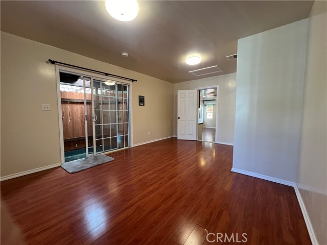 Detail Gallery Image 3 of 11 For 4727 Milne Dr, Torrance,  CA 90505 - 2 Beds | 1 Baths