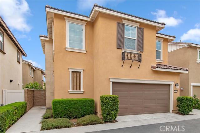 Detail Gallery Image 2 of 27 For 5901 Oatfield Ave, Corona,  CA 92880 - 3 Beds | 2/1 Baths