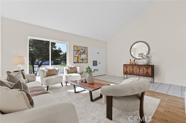 Detail Gallery Image 10 of 55 For 12547 Yosemite, Cerritos,  CA 90703 - 4 Beds | 3 Baths