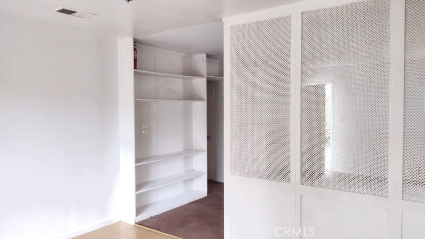 https://media.crmls.org/medias/58ee9915-9d17-41e2-abcd-6237955908c1.jpg?preset=X-Large