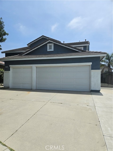 MLS# IV24111211