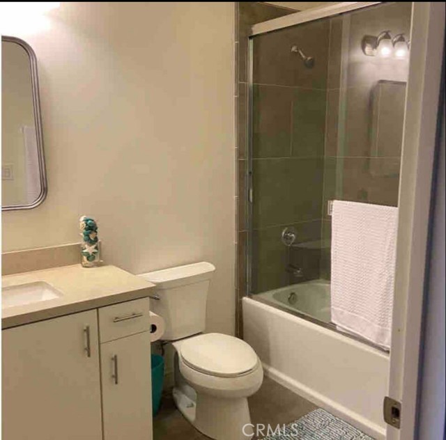 Detail Gallery Image 9 of 9 For 173 E 2 St, Pomona,  CA 91766 - 1 Beds | 1 Baths