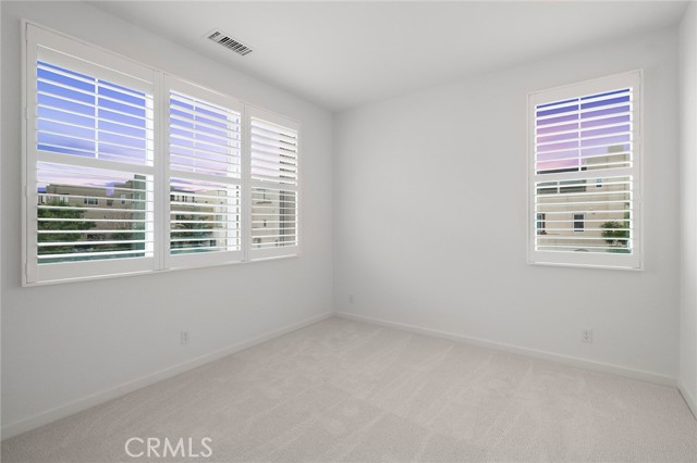 118 Modjeska, Irvine CA: https://media.crmls.org/medias/58efafed-936d-4f21-9e0e-1f35e3d8d18c.jpg