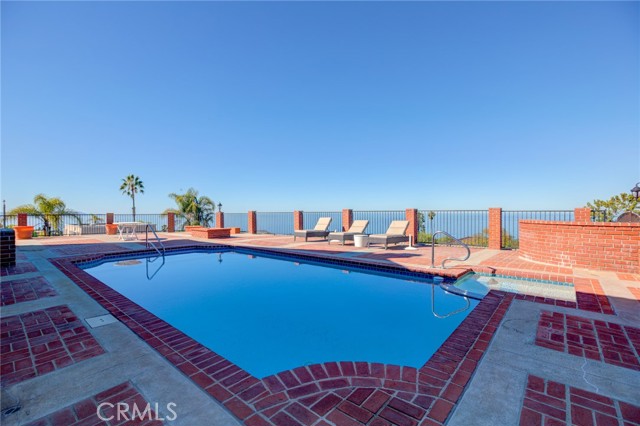 28927 Doverridge Drive, Rancho Palos Verdes CA: https://media.crmls.org/medias/58f01cdb-5229-47c2-bf6c-49769a066821.jpg