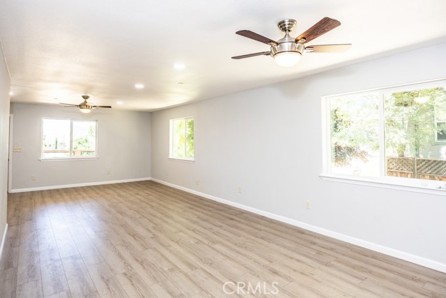 Detail Gallery Image 5 of 35 For 19208 Stonegate Rd, Hidden Valley Lake,  CA 95467 - 3 Beds | 2 Baths