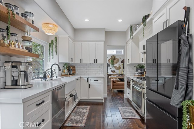 Detail Gallery Image 10 of 36 For 133 Concerto, Oak Park,  CA 91377 - 3 Beds | 3 Baths