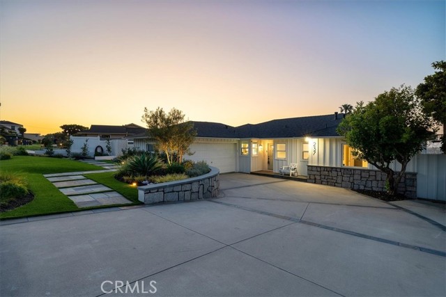 237 Via Los Miradores, Redondo Beach CA: https://media.crmls.org/medias/58f0da61-7e81-40c2-98d5-a049d900c668.jpg