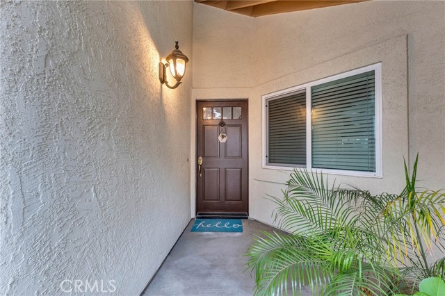 Detail Gallery Image 7 of 42 For 15656 Meadow Dr, Canyon Country,  CA 91387 - 3 Beds | 2 Baths