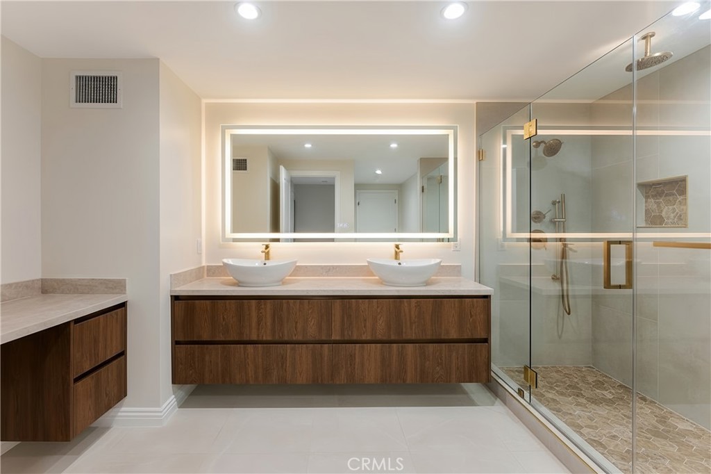 MLS #SR25262173 image #15